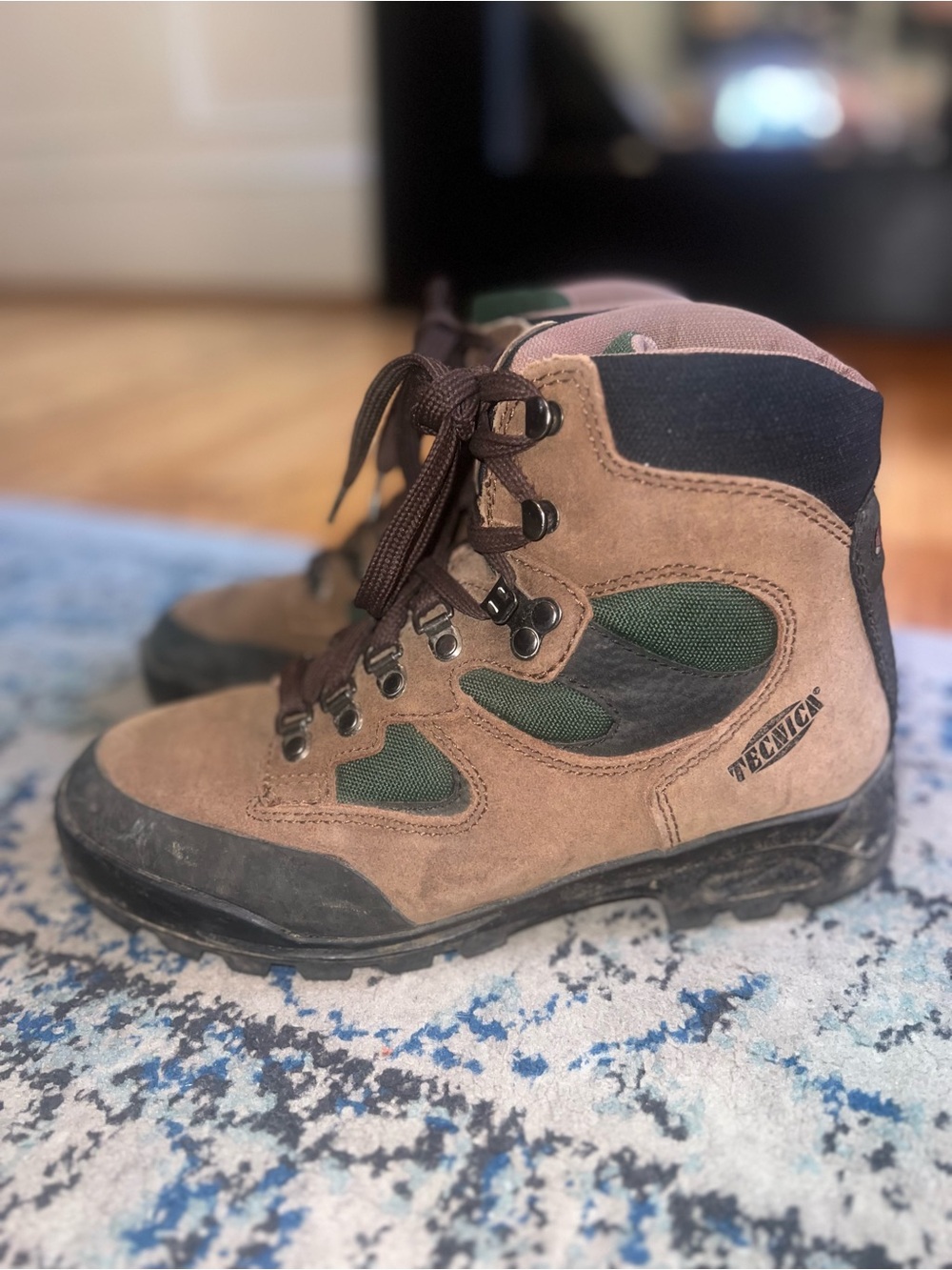 Tecnica Size 8 - Women’s Brown and Green Hiking Boots - Teva-style